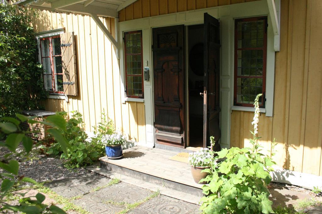 Uddens Bed&Breakfast Bed and Breakfast Öregrund Eksteriør billede